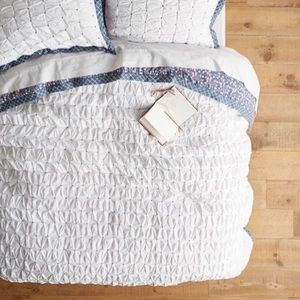 Madia Anthropologie Quilt (Queen)